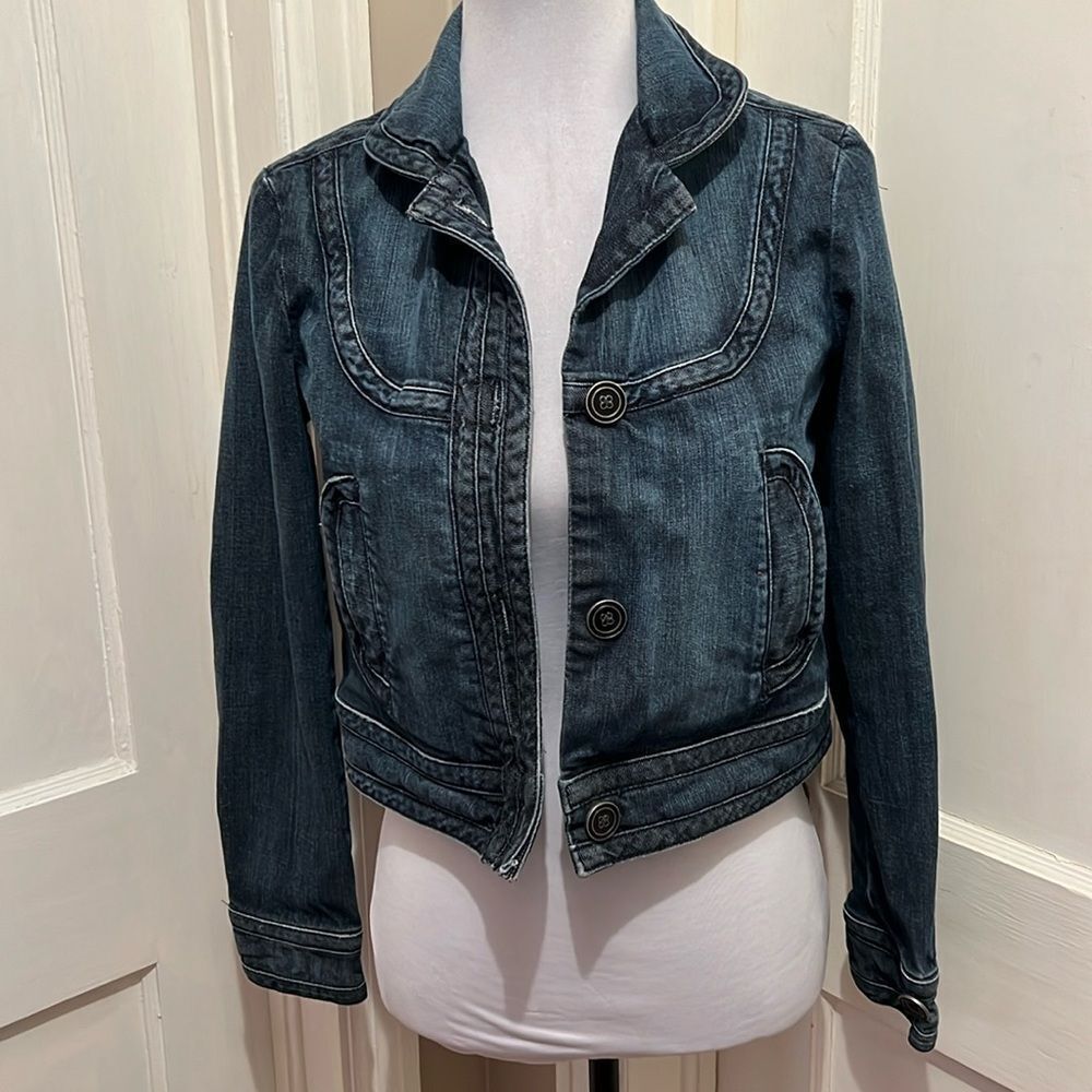 Banana Republic Like New!  Women’s Small Medium Weight Jean Jacket Spring